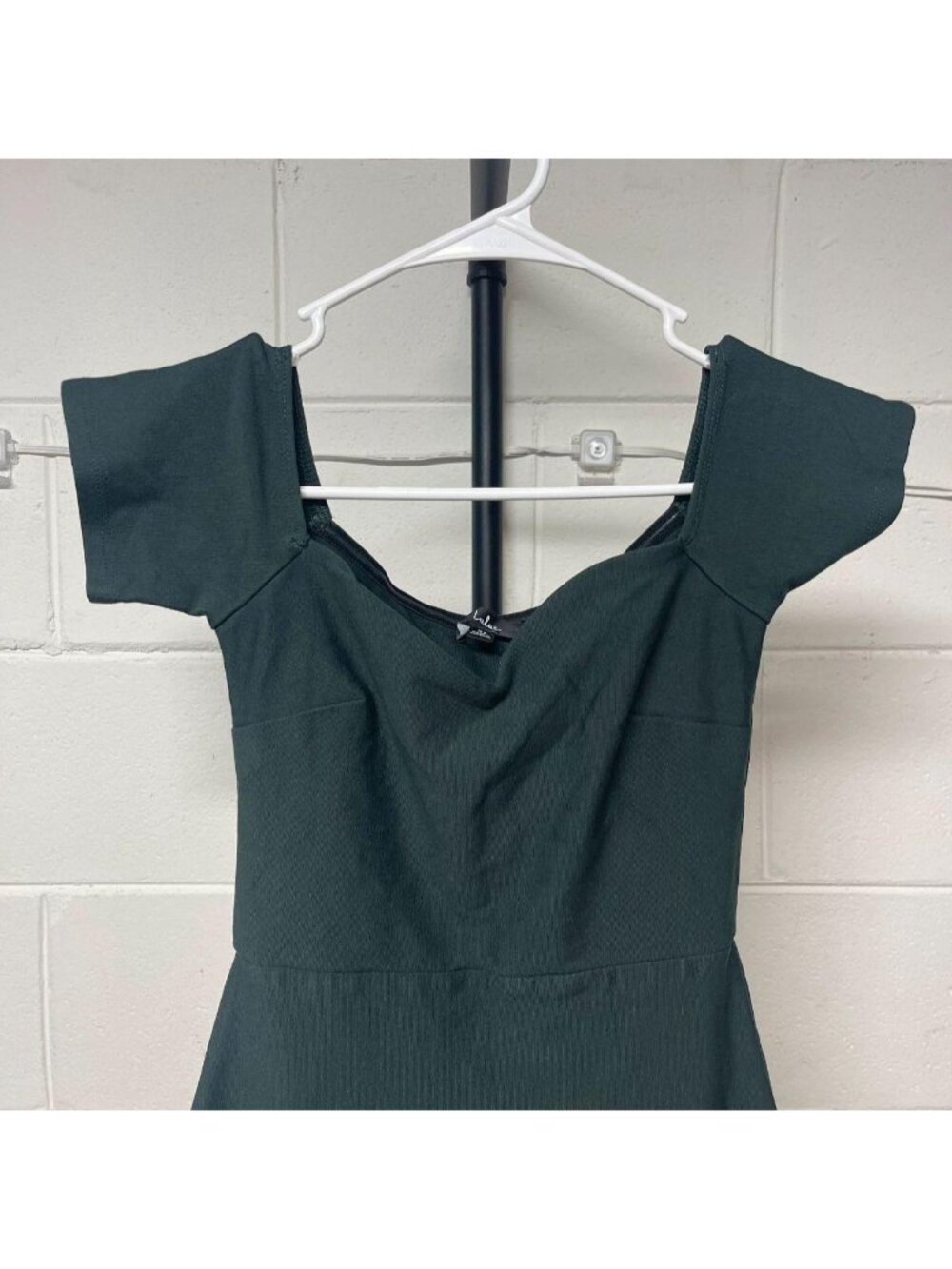 Lulus Emerald Green Mermaid Midi Dress XS Off Shoulder Ruffle Hem - Picture 3 of 8